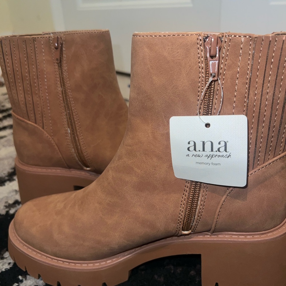 a.n.a Women's Brown Ankle Boots